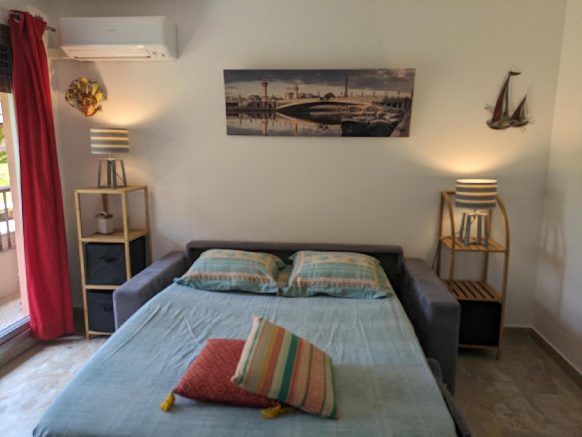 Apartment Dans