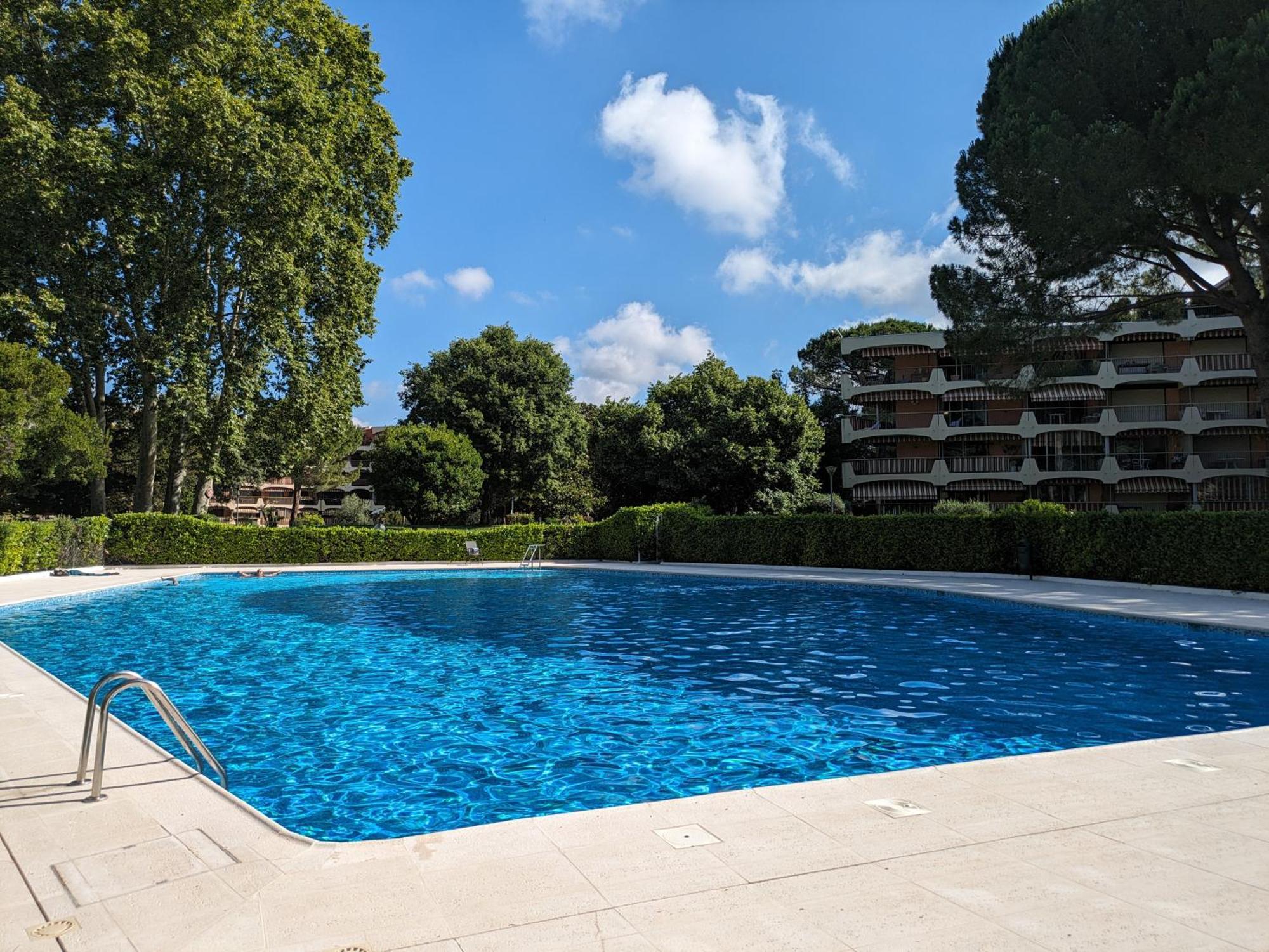 Appartement Dans Résidence *